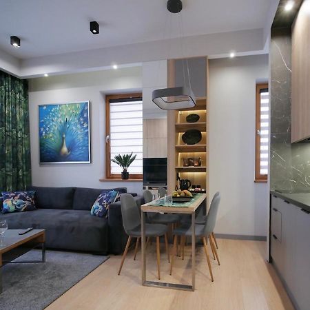 4Uapart-Apartment Suite Platan Tower Paradiso 斯维诺乌伊希切 外观 照片
