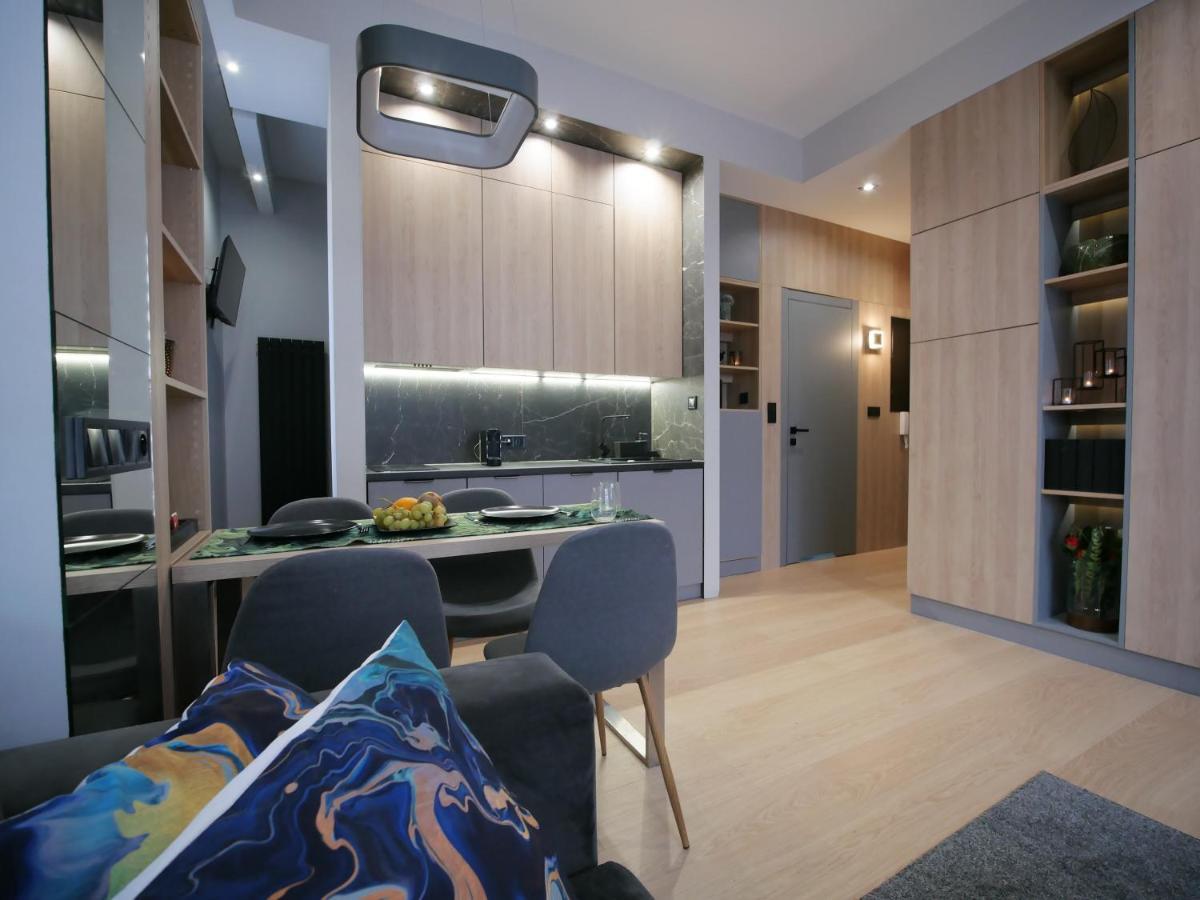 4Uapart-Apartment Suite Platan Tower Paradiso 斯维诺乌伊希切 外观 照片