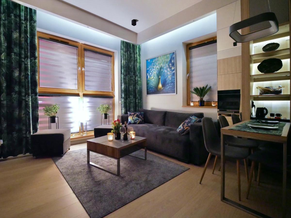 4Uapart-Apartment Suite Platan Tower Paradiso 斯维诺乌伊希切 外观 照片