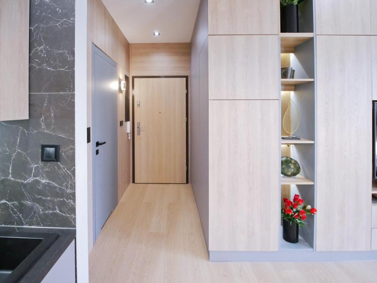 4Uapart-Apartment Suite Platan Tower Paradiso 斯维诺乌伊希切 外观 照片