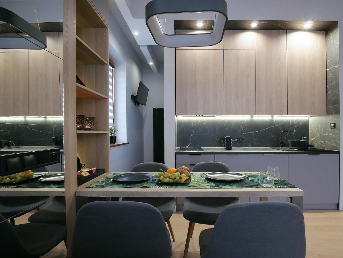 4Uapart-Apartment Suite Platan Tower Paradiso 斯维诺乌伊希切 外观 照片