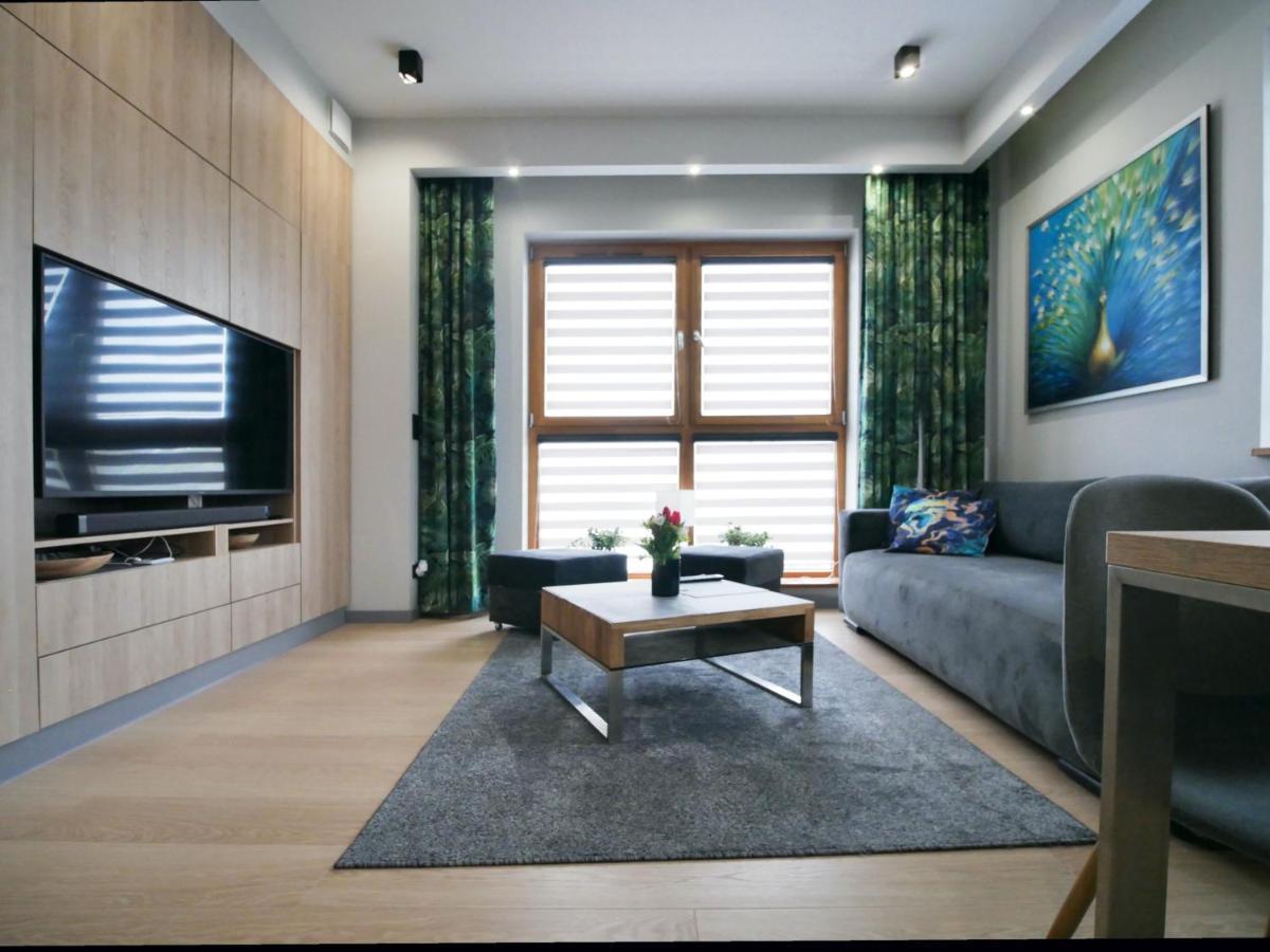 4Uapart-Apartment Suite Platan Tower Paradiso 斯维诺乌伊希切 外观 照片